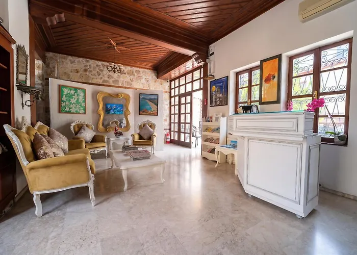 La Paloma Hotel